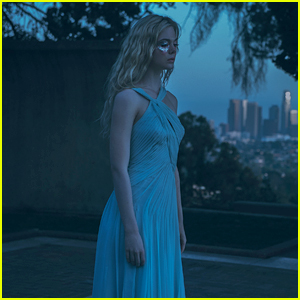 Elle Fanning Is Eerie in New Stills from 'The Neon Demon' (Exclusive)