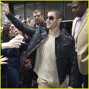 Nick Jonas Makes Time For Fans in Madrid