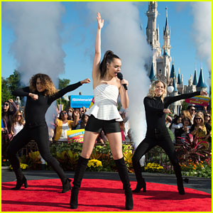 Sofia Carson Flies Into Despierta America Performance By Hot Air Balloon at Walt Disney World!