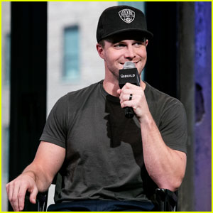 Stephen Amell Hopes There Are 'No Superpowers' Next Season on 'Arrow'