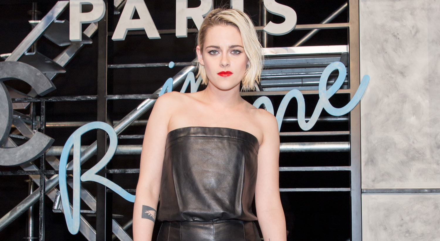 Kristen Stewart Rocks a Leather Dress for Chanel in China! - Just Jared Jr.
