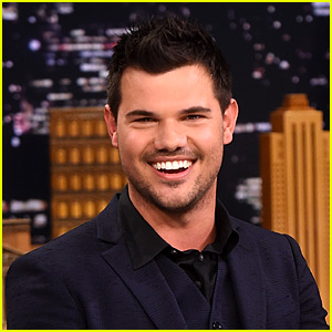 Taylor Lautner Joins Instagram, Mentions Ex Taylor Swift in First Post!