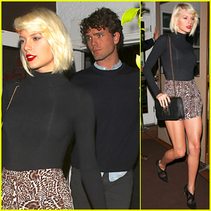 Taylor Swift Dines Out with Brother Austin