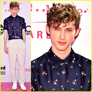 Troye Sivan Is the 'One to Watch' at Billboard Music Awards 2016