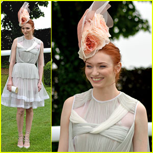 Eleanor Tomlinson Stuns With Floral Hat at Derby Festival