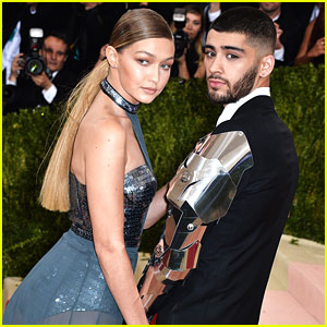 Gigi Hadid Offers Support to Zayn Malik After He Cancelled His Concert