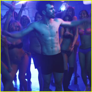 MAX Strips Down for 'Basement Party' Music Video - Watch Now!