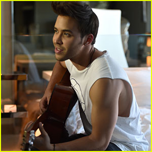 Prince Royce Named New Face of Ecko Fashion Brand