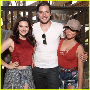 Dominic Sherwood & Sarah Hyland Ride Ghostrider Rollercoaster Six Times!