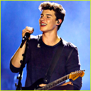 Shawn Mendes Sings 'Treat You Better' Live at MuchMusic Video Awards 2016! (Video)