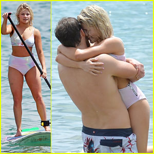 Witney Carson & Carson McAllister Head To Hawaii For Vacation