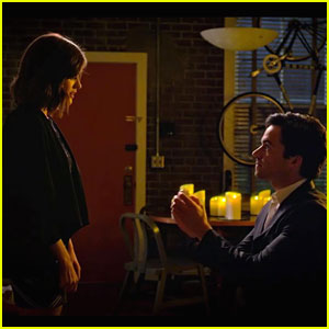 Ezra Proposes To Aria on 'Pretty Little Liars' - Watch Now!