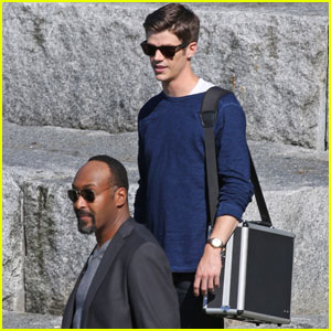 Grant Gustin Hangs With His Pup Jett on 'The Flash' Set