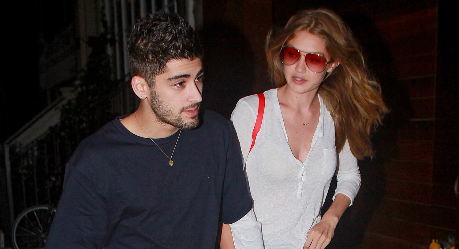 Zayn Malik Holds Hand with Gigi Hadid on Date Night! | Gigi Hadid, Zayn ...