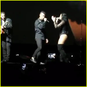 Joe Jonas & Demi Lovato Perform 'Gotta Find You' From 'Camp Rock' Together - Watch Now!