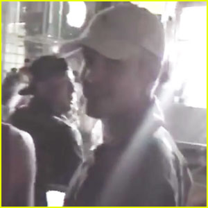 Justin Bieber Searches for Pokemon, Goes Unnoticed Amid Crowds in NYC - Watch Now!