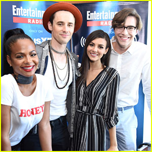 Victoria Justice & Ryan McCartan Debut First 25 Minutes Of 'Rocky Horror' at Comic-Con