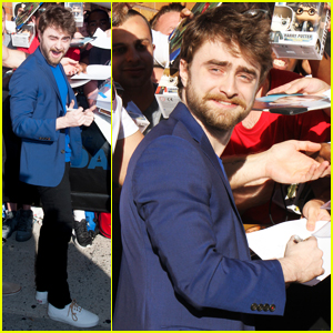 Daniel Radcliffe 'Really Doesn't Mind' Talking About 'Harry Potter'!