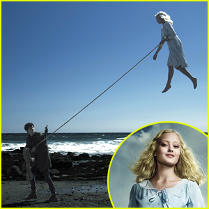 Ella Purnell Dishes on Flying in 'Miss Peregrine’s Home for Peculiar Children'