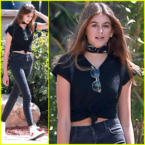 Kaia Gerber Has Picked Up Mom Cindy Crawford's Modeling Mannerisms