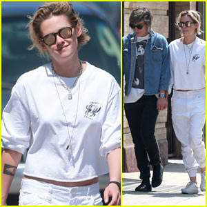 Kristen Stewart & Alicia Cargile Hold Hands While Heading to Lunch!