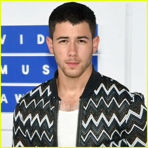 Nick Jonas Sings 'Bacon' at MTV VMAs 2016 - Watch Now!