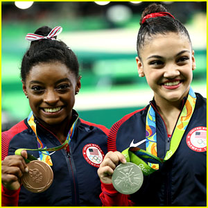 Simone Biles & Laurie Hernandez Bring Home Bronze & Silver in Balance Beam at Rio!