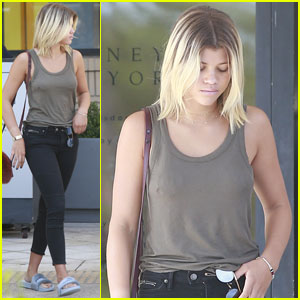 Sofia Richie Does Some Retail Therapy at Barneys!