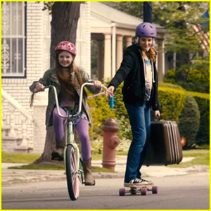 Sophie Nélisse Finally Makes Friends with Clare Foley In New 'Great Gilly Hopkins' Trailer