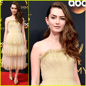 Emily Robinson Stuns on Emmys 2016 Red Carpet!