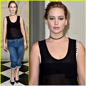 Jennifer Lawrence Kept it Casual at Dior Paris Fashion Show!