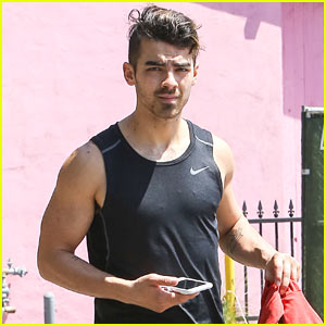 Joe Jonas Works Up a Sweat at the Gym!