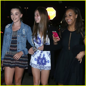 Kendall Vertes & Nia Sioux Support Maddie Ziegler at SYTYCD Finale