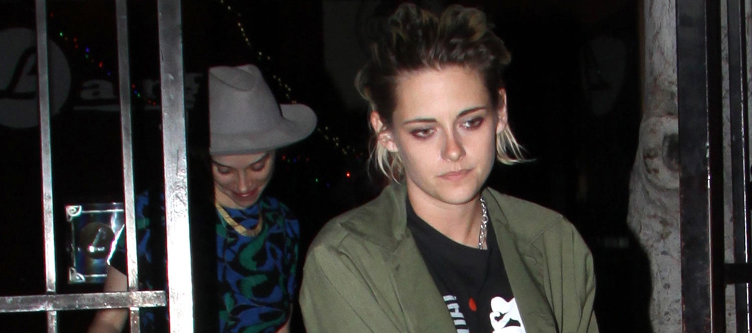 Kristen Stewart & St. Vincent Catch an Improv Show Together!