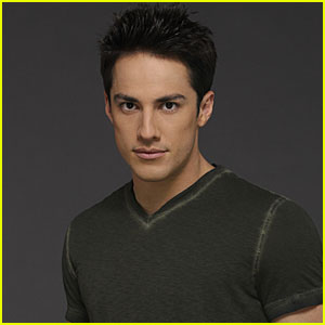 Michael Trevino is Set to Return to 'The Vampire Diaries' for Season 8!