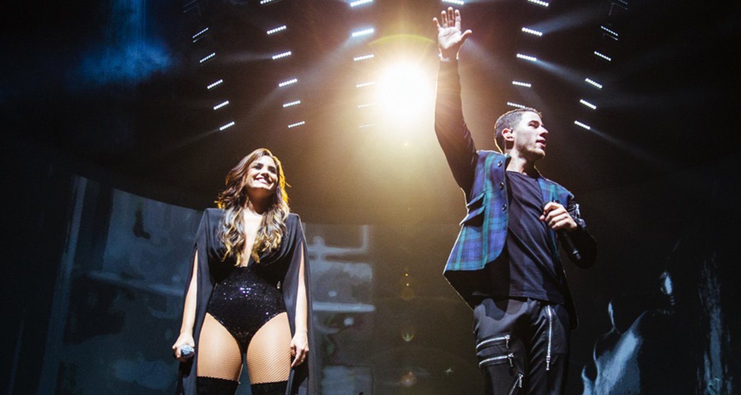 Nick Jonas And Demi Lovato Finish ‘futurenow Tour With Epic Show In La Demi Lovato Nick Jonas 