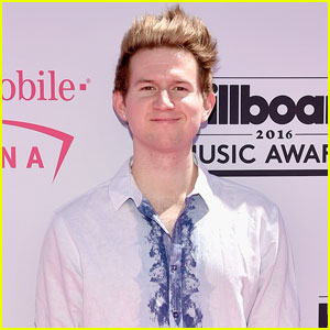 YouTube Star Ricky Dillon Comes Out as Asexual in New Video