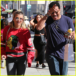 Sofia Richie Hangs With Dad Lionel in Los Angeles