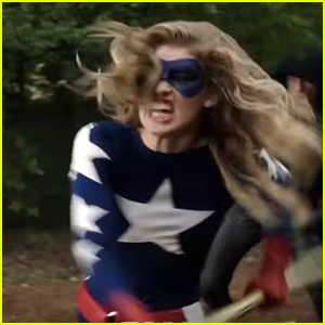 Stargirl Makes First Appearance in New 'DC's Legends of Tomorrow' Season 2 Teaser