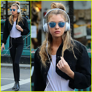 Stella Maxwell Spends Her Saturday Practicing Yoga Instead of Going Out!