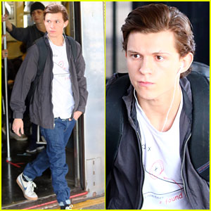Tom Holland Takes 'Spider-Man: Homecoming' to New York City!
