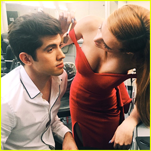 Bella Thorne Becomes Makeup Artist To The Stars on 'Famous in Love' Set