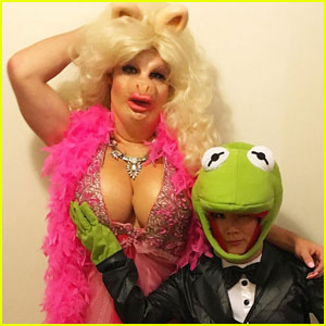 Colton Haynes & Ally Maki Dress Up as Missy Piggy & Kermit for Halloween!