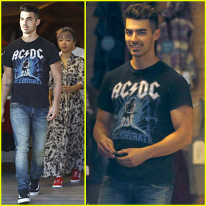 Joe Jonas Shows Off His Biceps While Shopping!