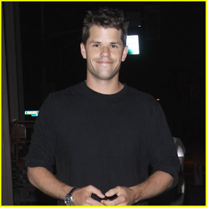 Max Carver Grabs Dinner While Gearing Up for New MTV Show 'Blooms'