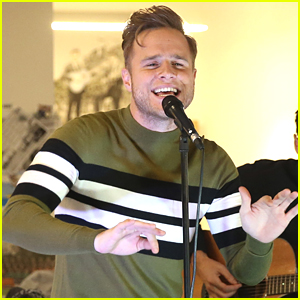 Olly Murs Opens Up About Struggles of Getting #1 Song in the UK