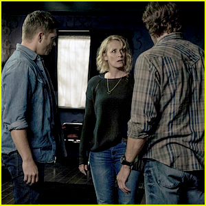 Dean & Sam Continue Working With Mom Mary On 'Supernatural'