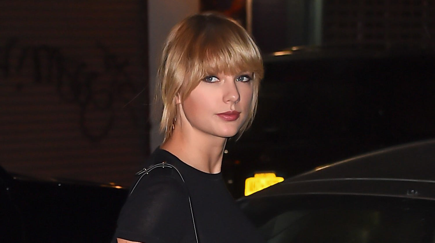 Taylor Swift is Joined by Lorde, Cara Delevingne, & More Friends at Kings of Leon Show in NYC!