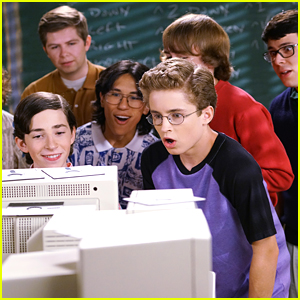 Adam Joins A Lunchtime Computer Club on 'The Goldbergs'