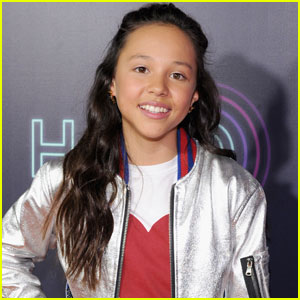 VIDEO: School of Rock's Breanna Yde Covers 'Say You Won't Let Me Go'!
